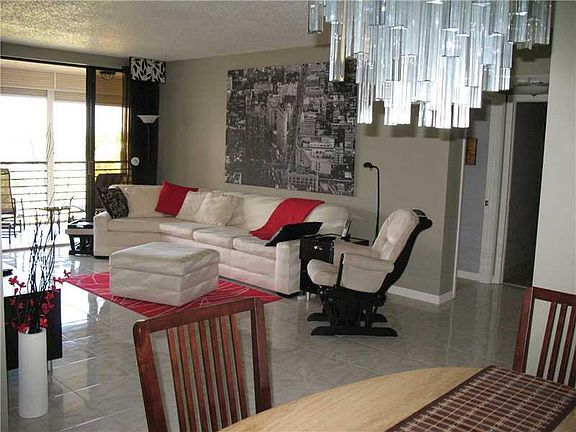 3rd image of 7100 Radice Court #404-1