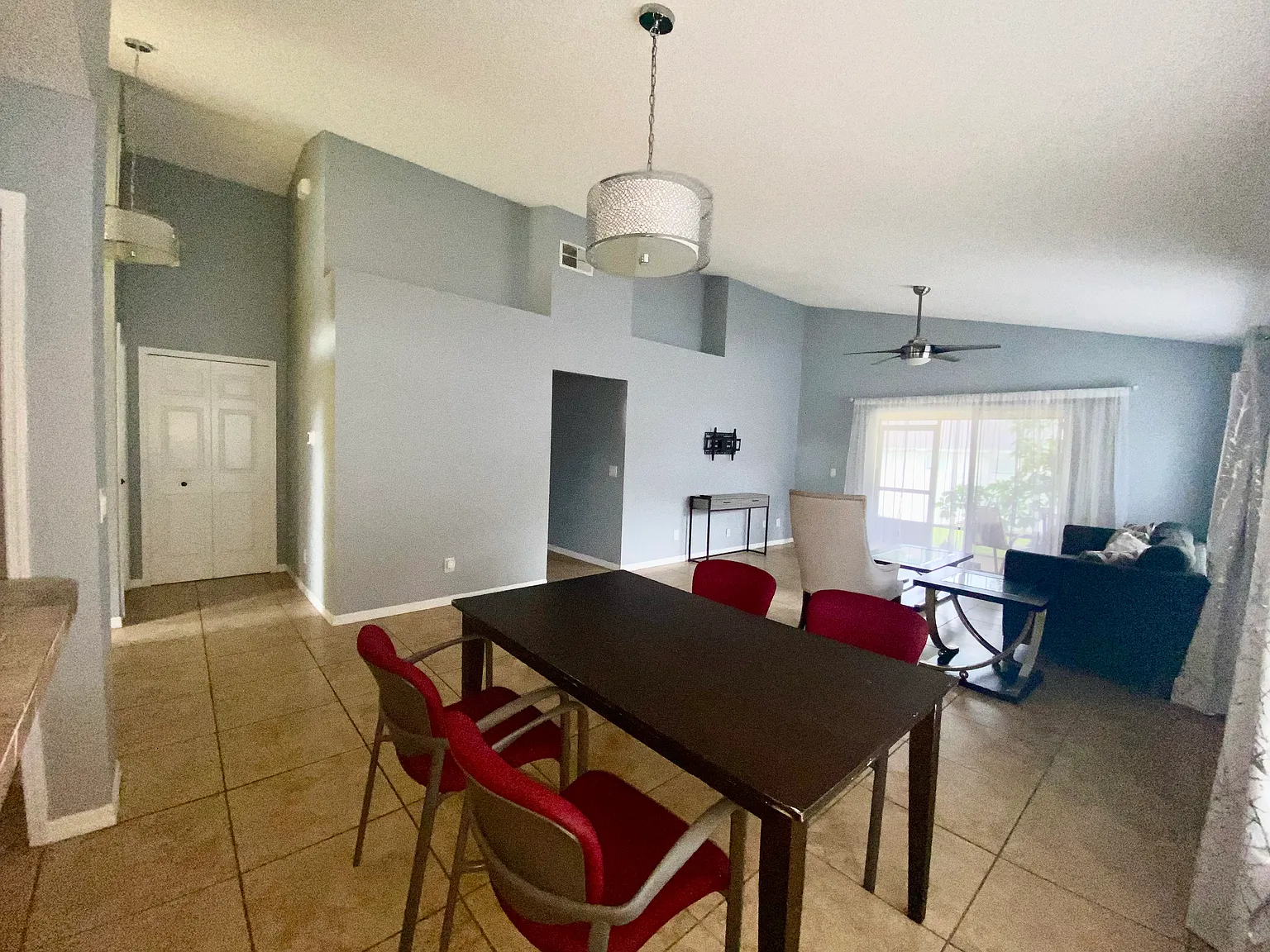 637 Whitetail Loop — Photo 4