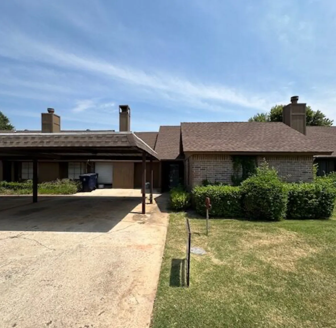 3 bed, 1215 sqft, $1,295 — Photo 1