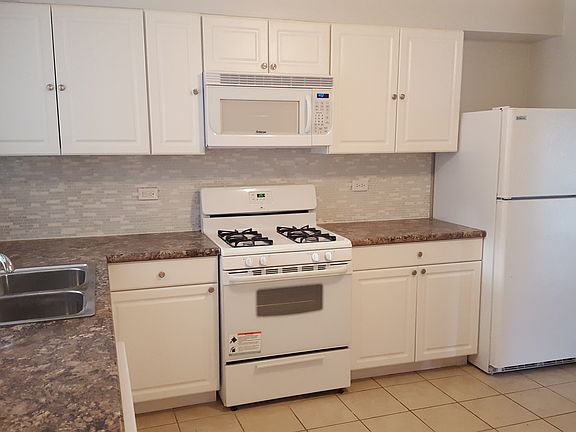 2nd image of 510 Wildwood Dr