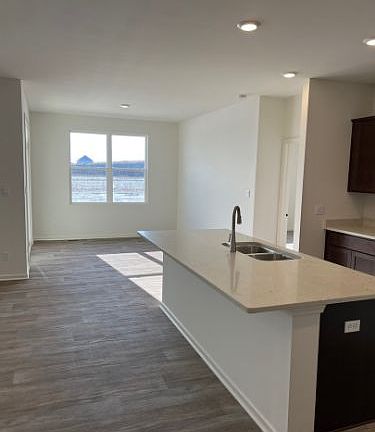 5th image of 7885 W 105th Pl
