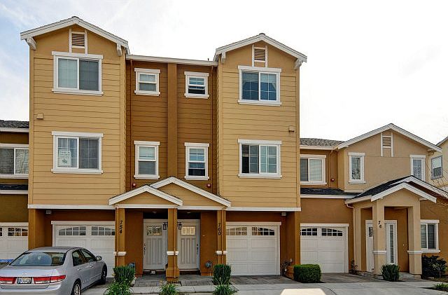 1st image of 760 Paula Ct