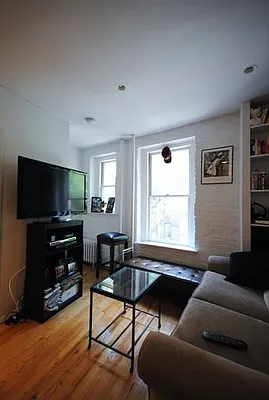 Rented by Bold New York | media 13