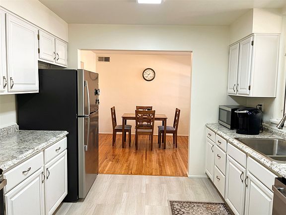 5th image of 206 Sereno Dr