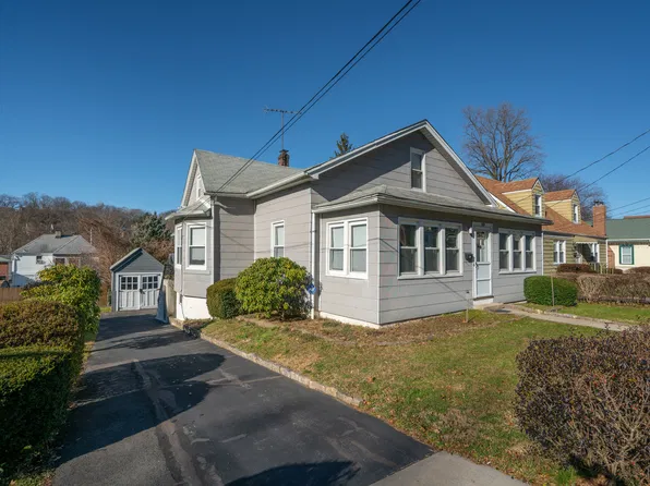 235 Sedgwick Ave, Yonkers, NY 10705