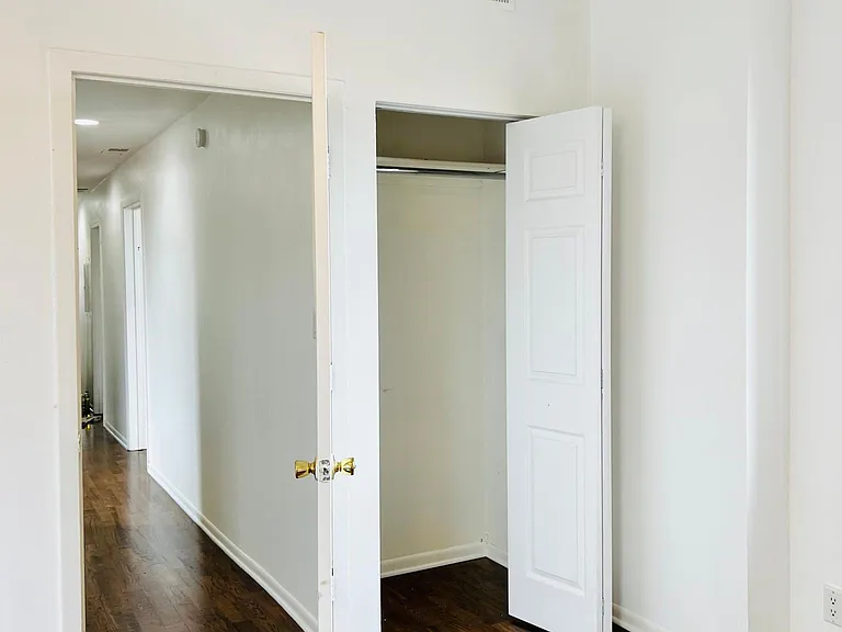2831 W Washington Blvd #3 — Photo 8