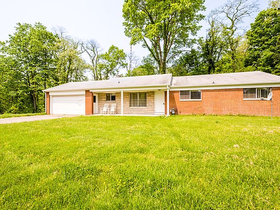 2nd image of 8718 Elizabeth Dr