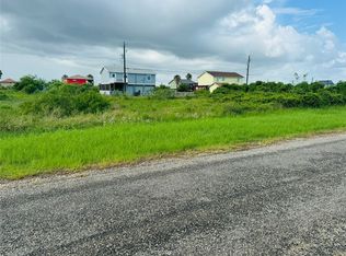 131 Glen Oak Ln, Rockport, TX 78382