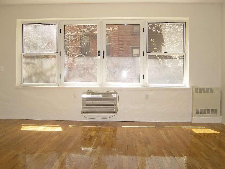 1st image of 229 E 35th St APT 1B