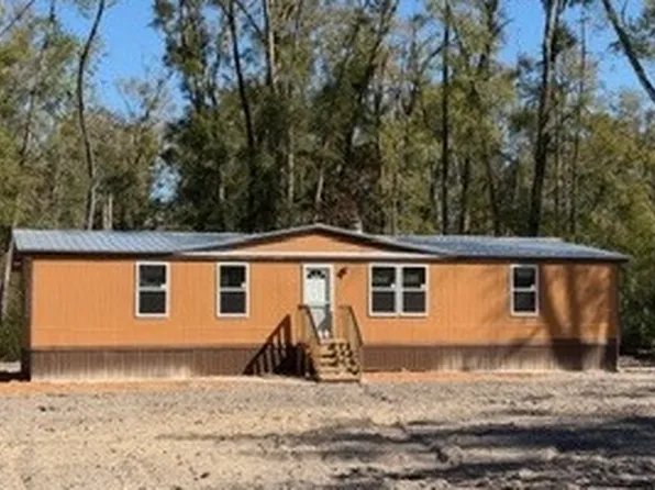 1668 NE 592nd St, Old Town, FL 32680