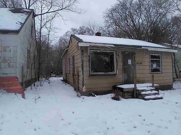 15725 Chatham