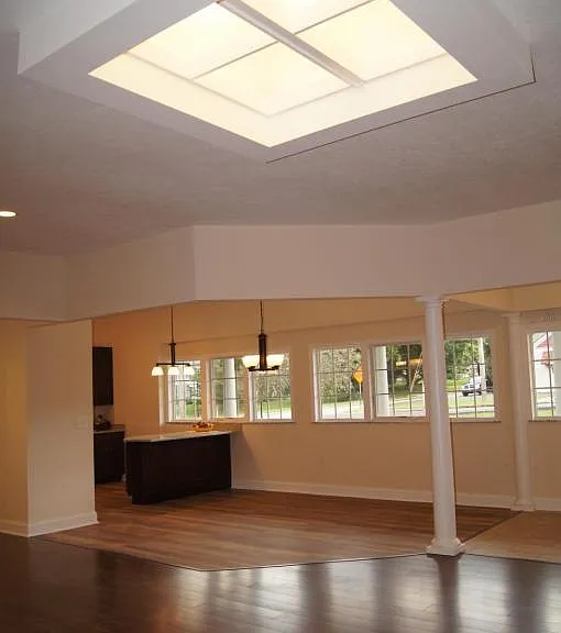 6990 Greenwich Rd — Photo 6