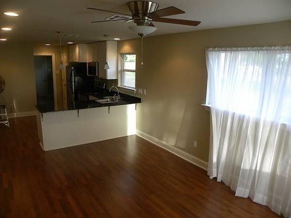 3rd image of 6337 Argonne Blvd #6337