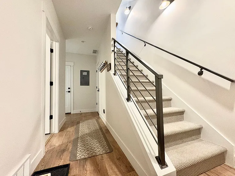 1027 W Wasatch Spring Rd — Photo 22