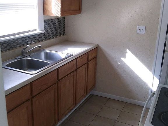 2nd image of 3236 Mersington Ave