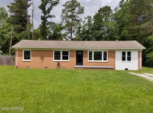 106 Kings Pkwy, Hubert, NC 28539