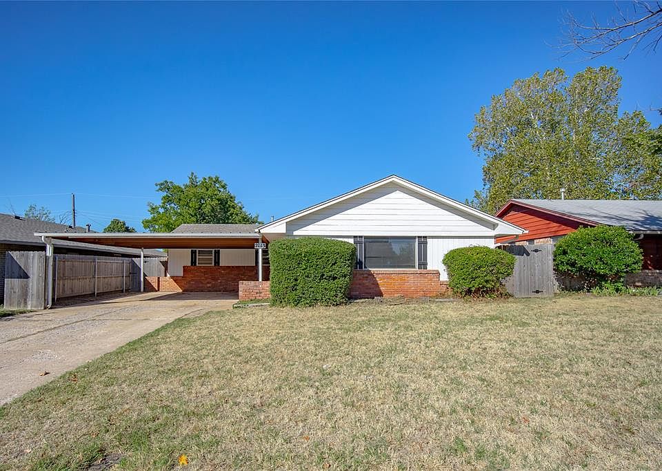 1st image of 2113 N Willow Ave
