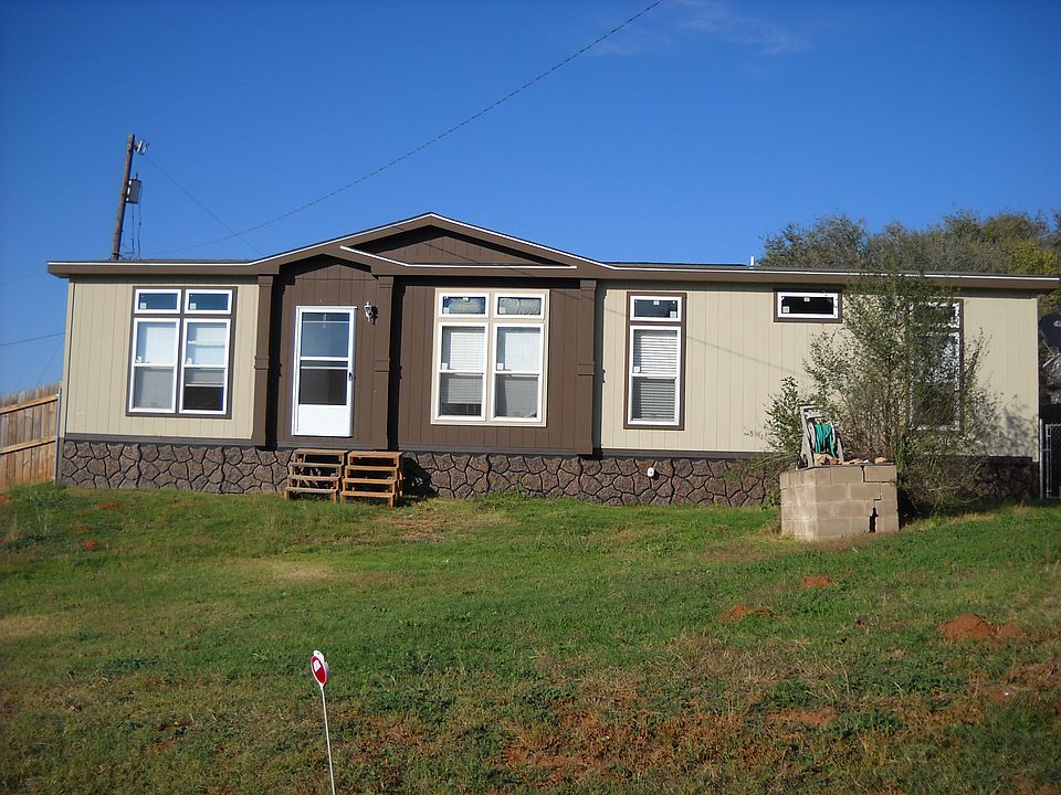 1st image of 407 W Pine Ave