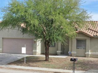 7581 S Woodbury Grove Dr, Tucson, AZ 85757