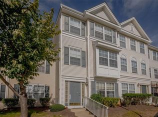 41 Giera Ct #41, Parlin, NJ 08859