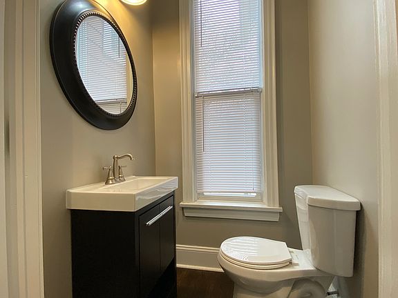 5th image of 306 N 1st St #U1