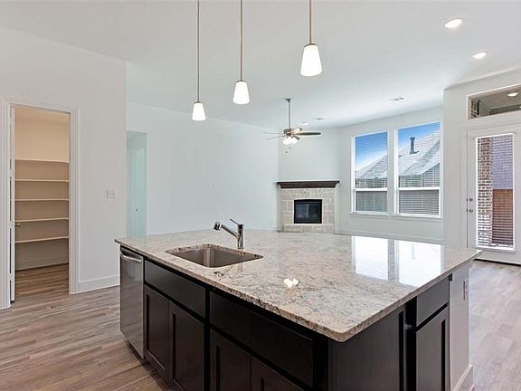 4th image of 3805 Fawn Meadow Trl