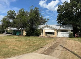 611 Idlewild Dr, Brownwood, TX 76801