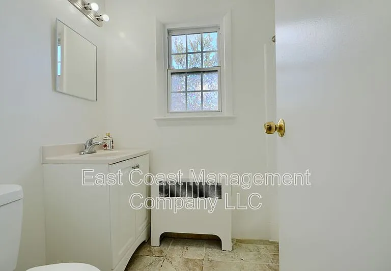 117 Talbott St — Photo 18