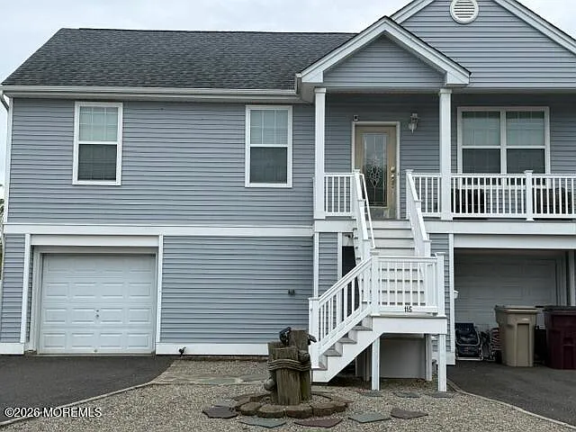 115 Ceylon Ave