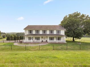 2 Mill Pond Rd, Marlboro, NY 12542