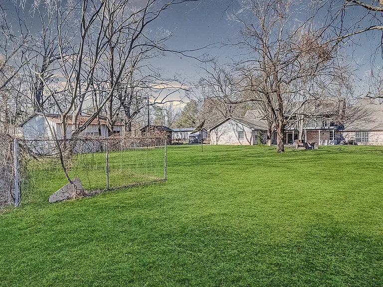 2607 Lonnie Ln — Photo 62