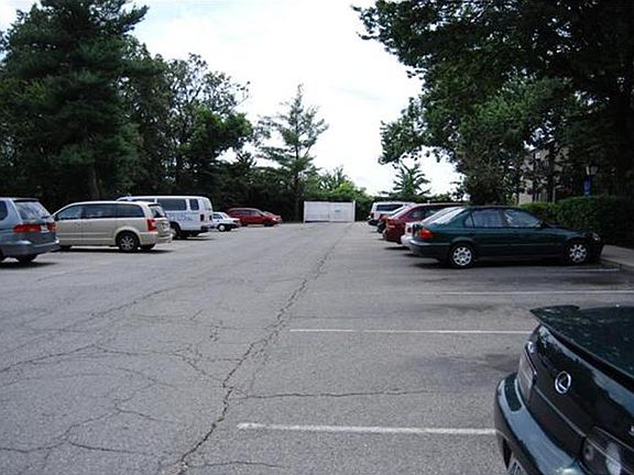 3rd image of 128 Duvall Ln #175-10