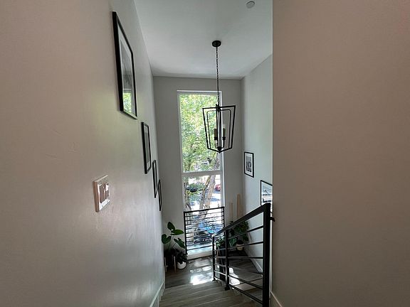 2nd image of 1905 H St #201