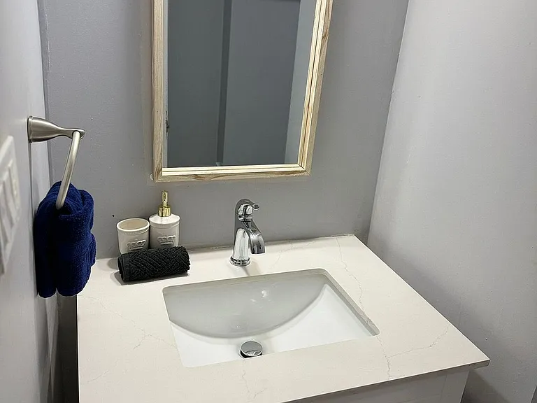 3250 Apricot St #BASEMENT — Photo 9