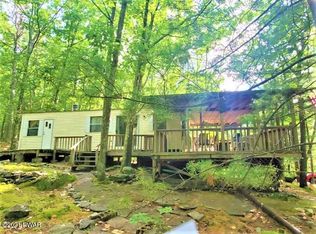 1911-1912 Pheasant Rd, Shohola, PA 18458