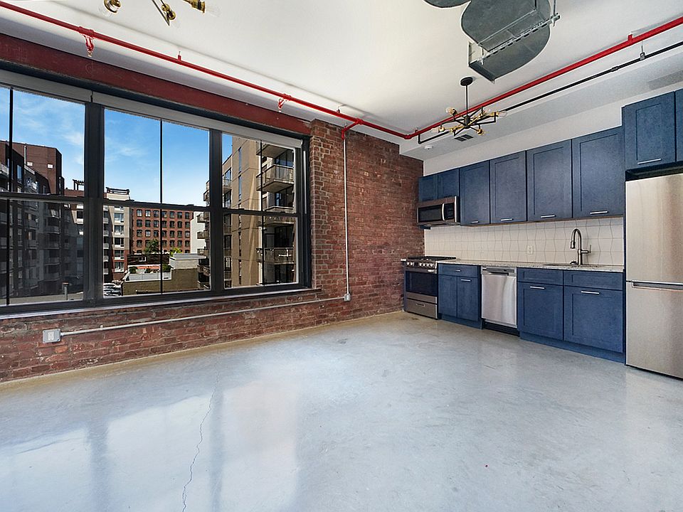 1st image of 38 Roebling St APT 3N