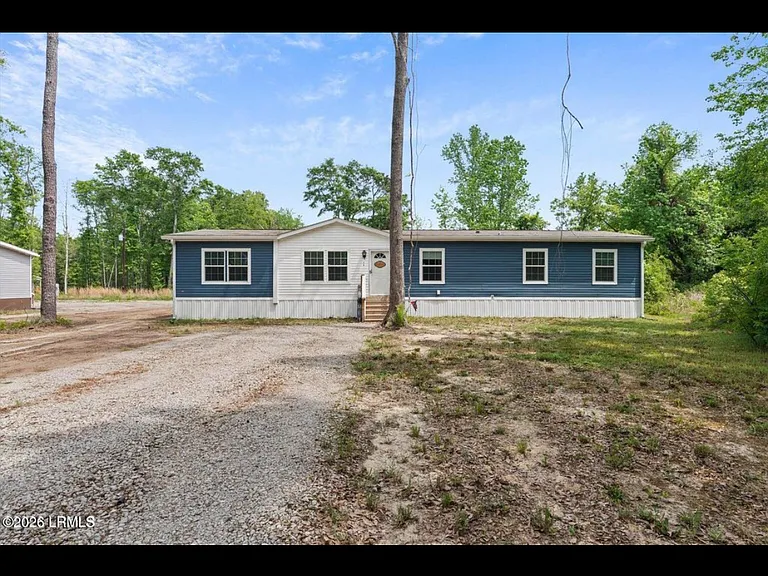 48 Community Center Rd — Photo 16