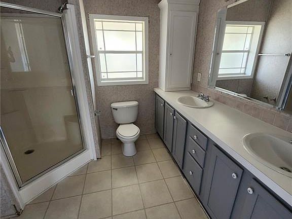 4th image of 3484 Newberry Way