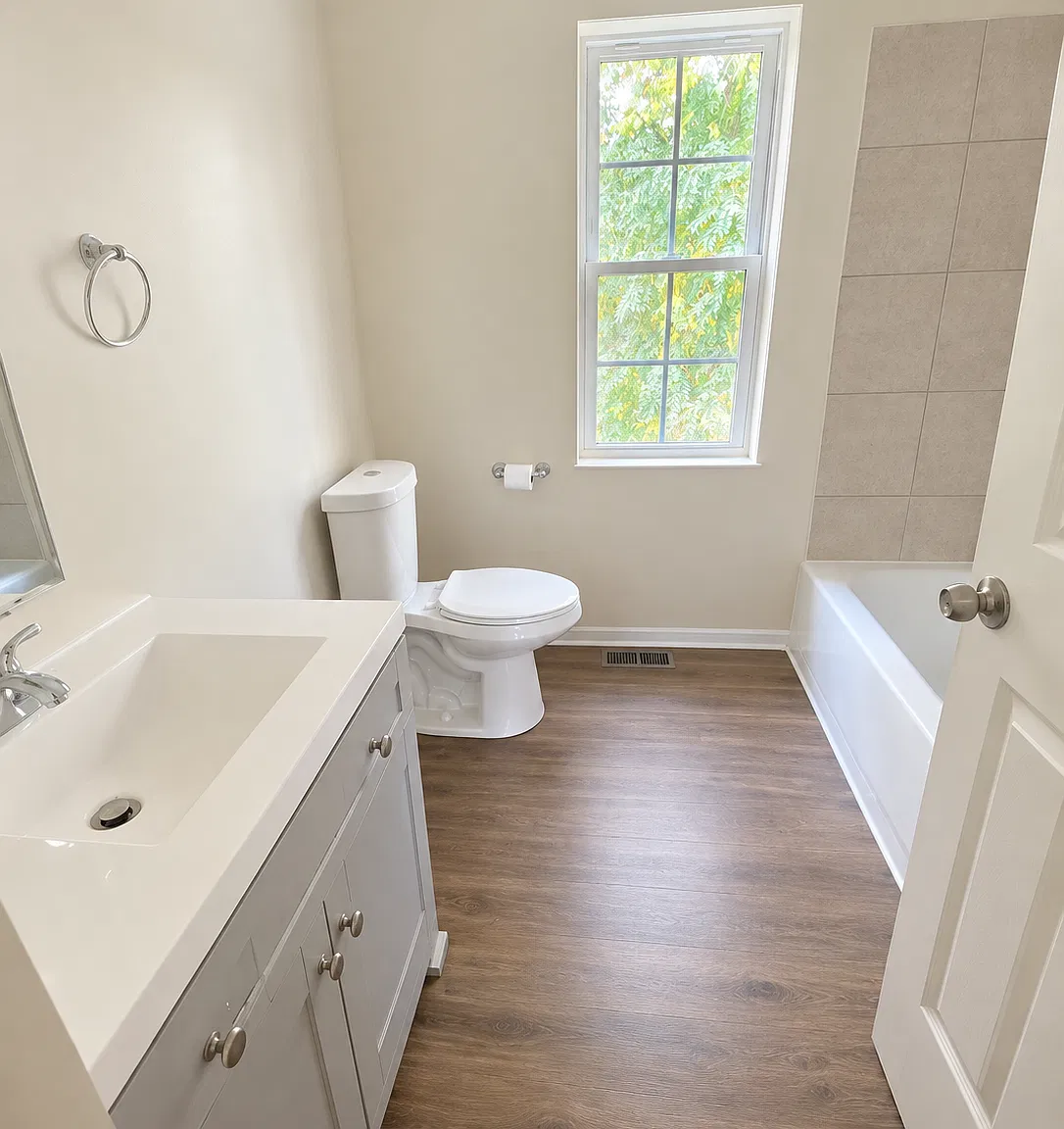 1 bed, $1,300 — Photo 4