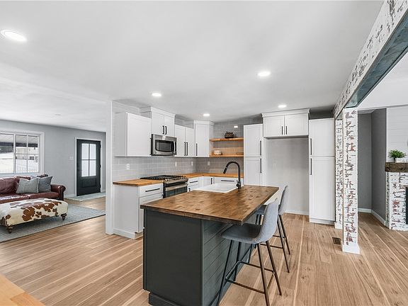 5th image of 328 Knox Ave