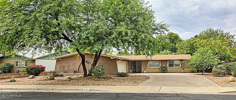 1st image of 2115 E Fremont Dr
