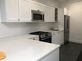 165 8th Ave APT 2B, New York, NY 10011