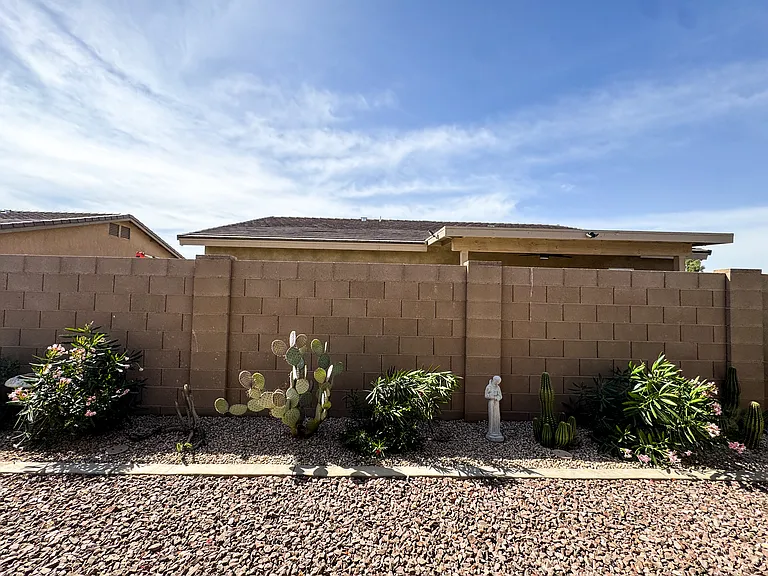 4377 W 16th Ln — Photo 29