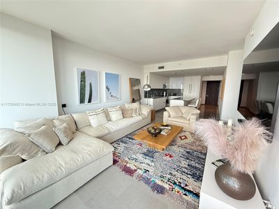 88 SW 7th St APT 3406, Miami, FL, 33130