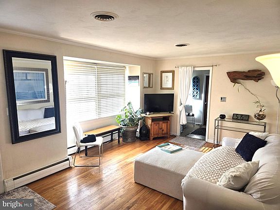 3rd image of 319 Fisher Ave