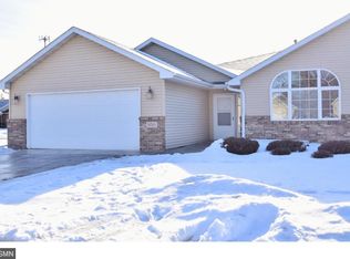 930 Golden Pond Ct, Buffalo, MN 55313