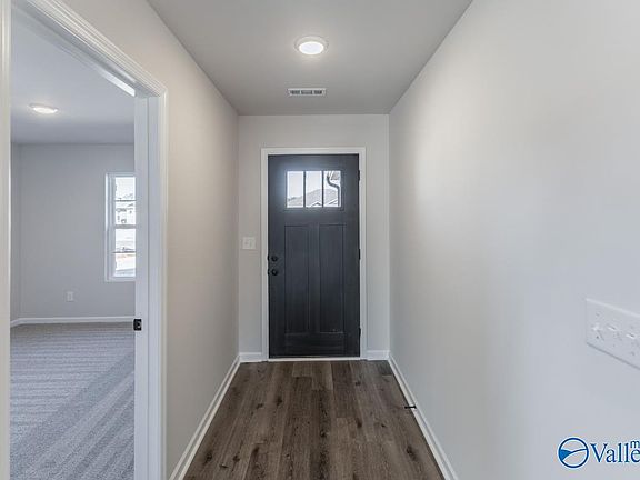 4th image of 125 Domingues Ave