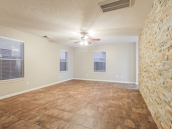 5th image of 33306 Cottonwood Bnd