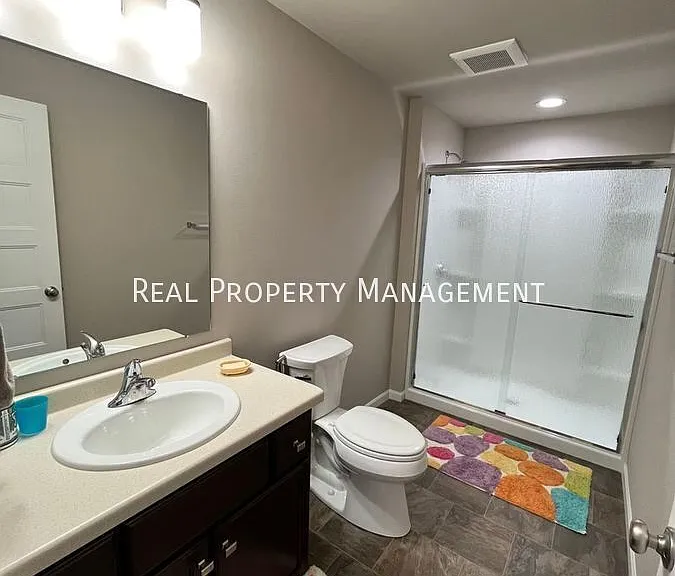 W217N6192 Masters Dr — Photo 18