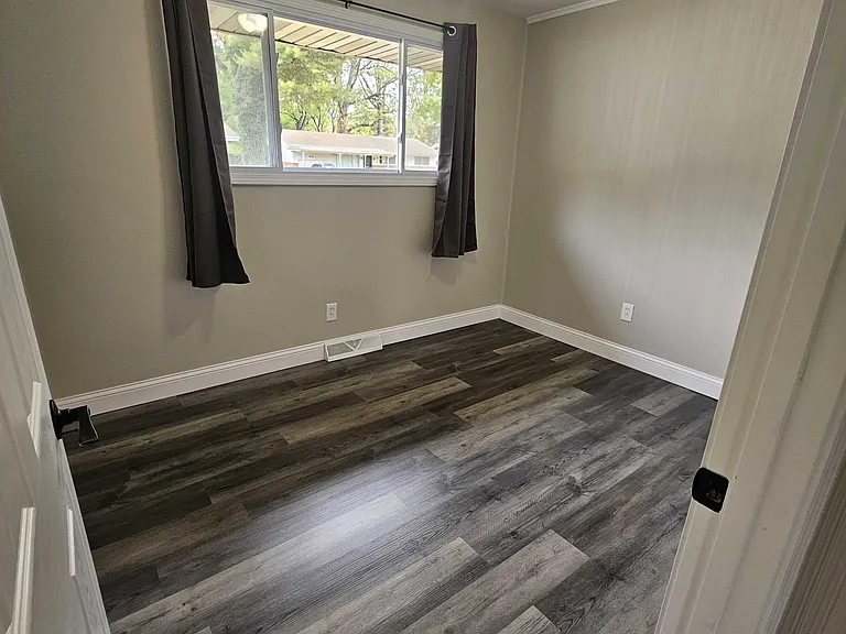 9723 Duke Dr — Photo 8